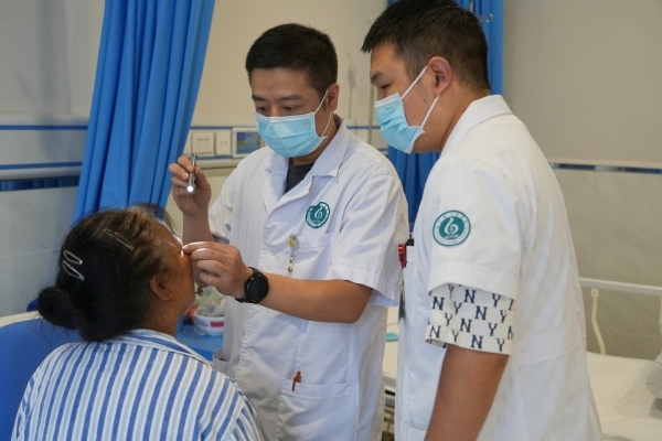 儿童医院耳鼻喉专家出诊，专业守护儿童健康的重要力量