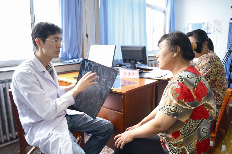 省立儿童医院专家团队，守护儿童健康的坚实后盾