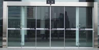 半自动玻璃门，现代建筑的理想选择