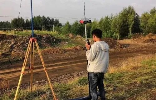 南方测量仪器RTK技术，现代测绘工程的新利器