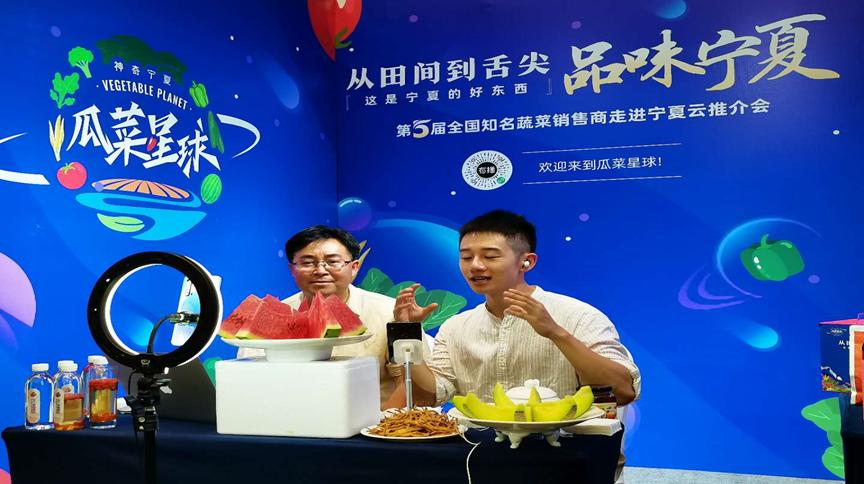 商标文字和商标图案，品牌标识的双重维度