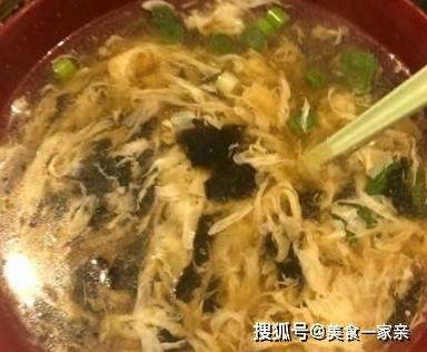 关于紫菜蛋花汤是否需要放盐的探讨