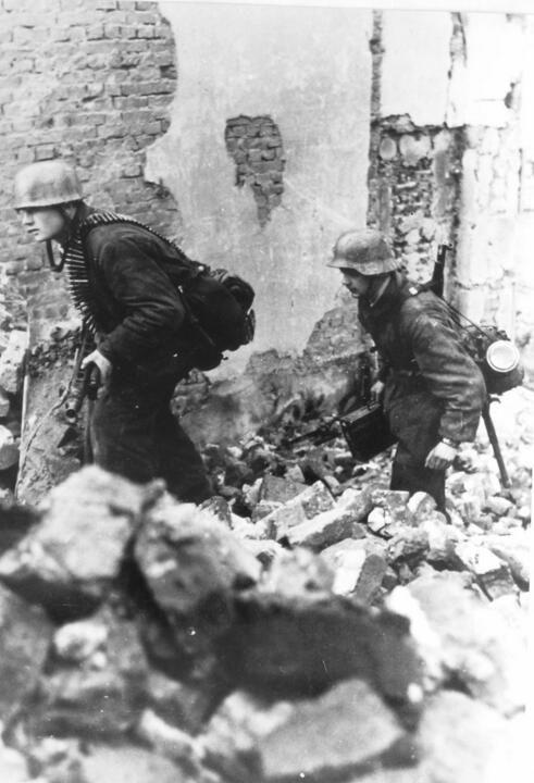 伞兵下连到步兵连，融合与协同的实战考量