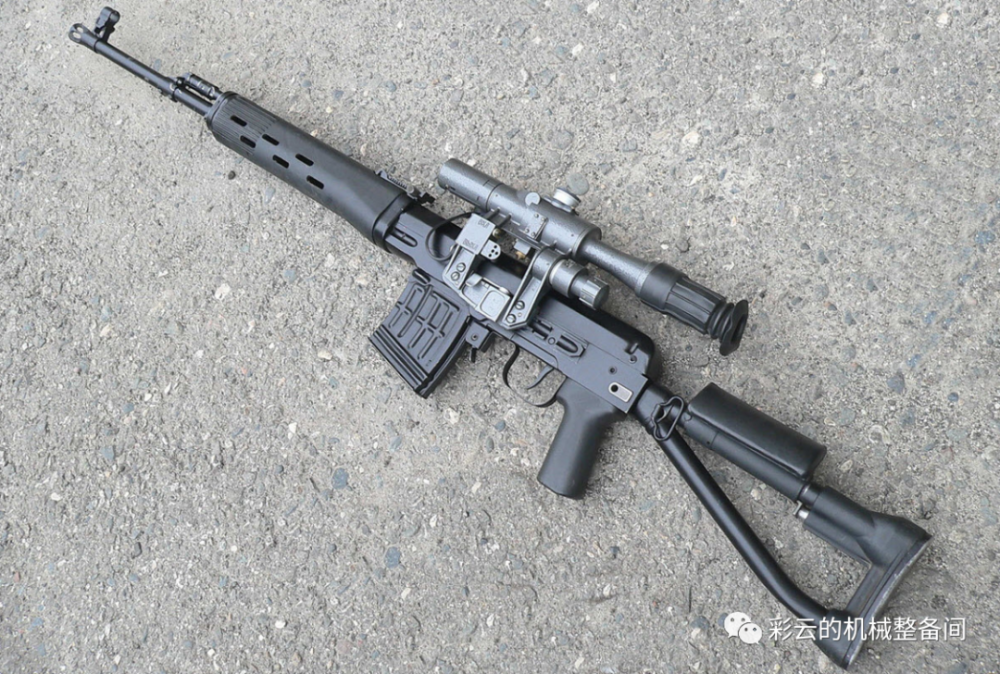 FAL伞兵型突击步枪，技术革新与特种作战的完美结合