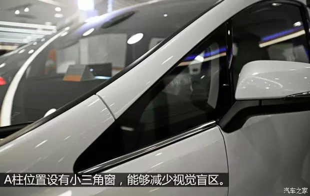 轿车自动门，技术革新与智能生活的体现