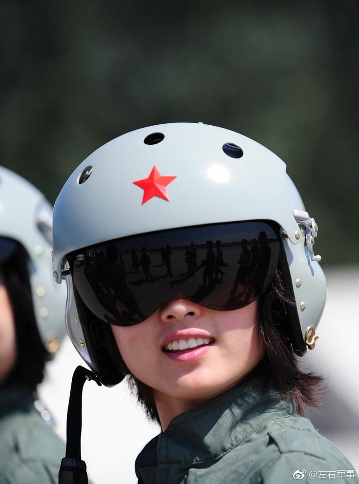 中国女跳伞兵，勇敢追梦的空中玫瑰