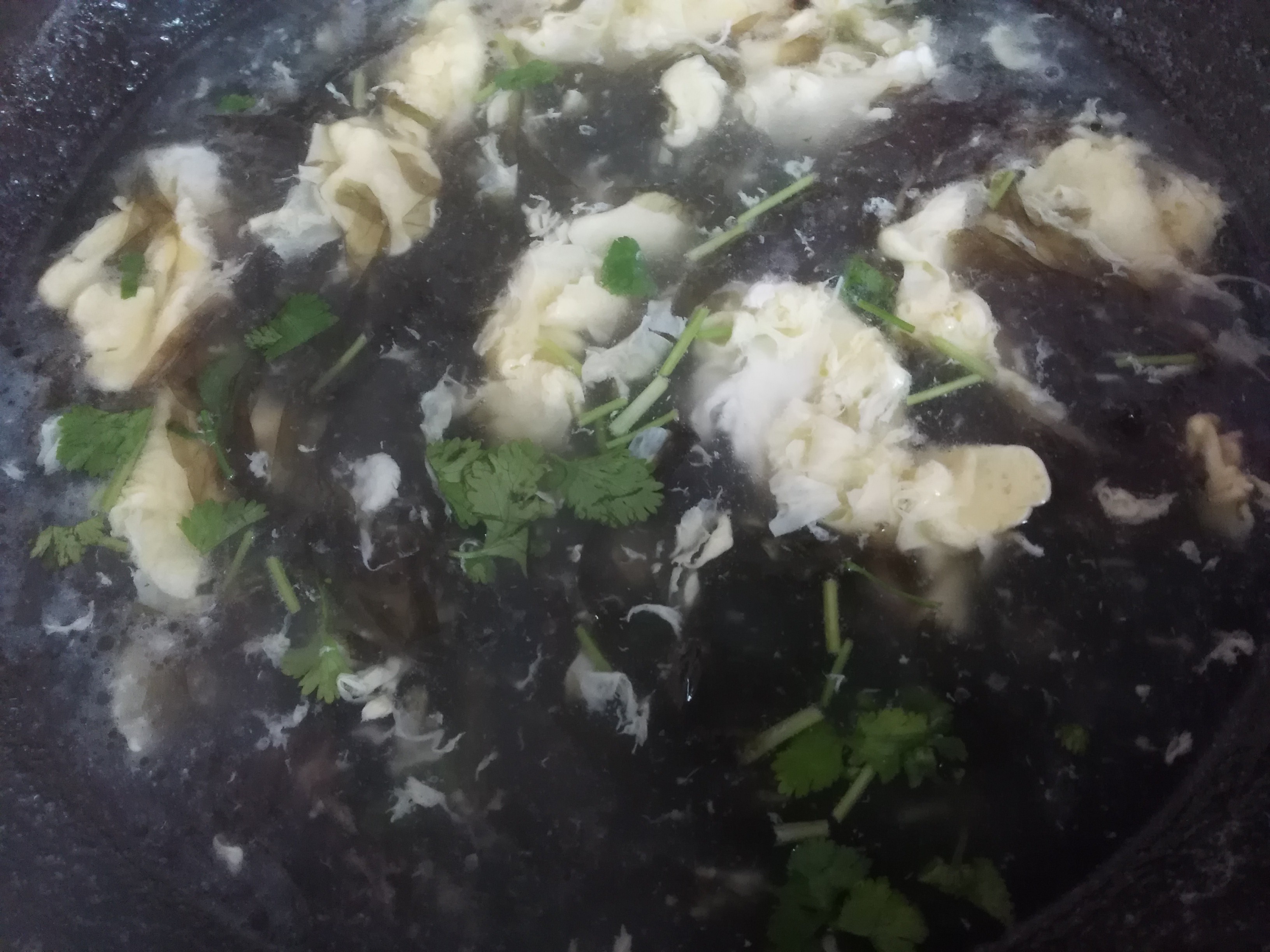 海胆蛋花汤，一道美味海洋风味的家常烹饪